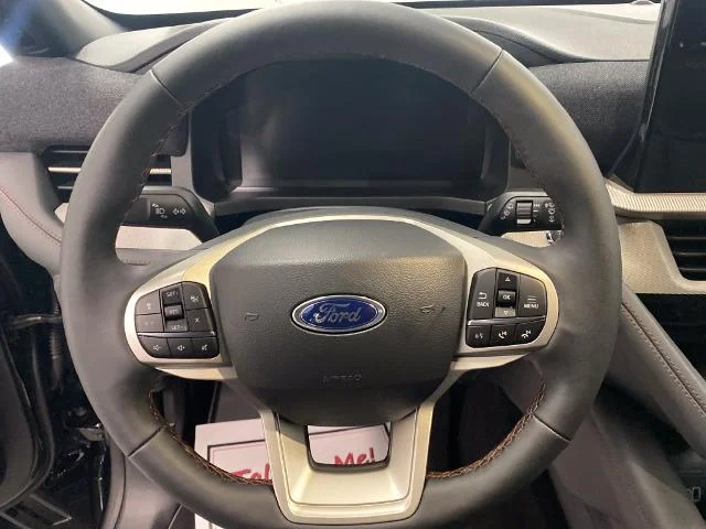 New 2027 Agate Black Metallic Ford Active image 42