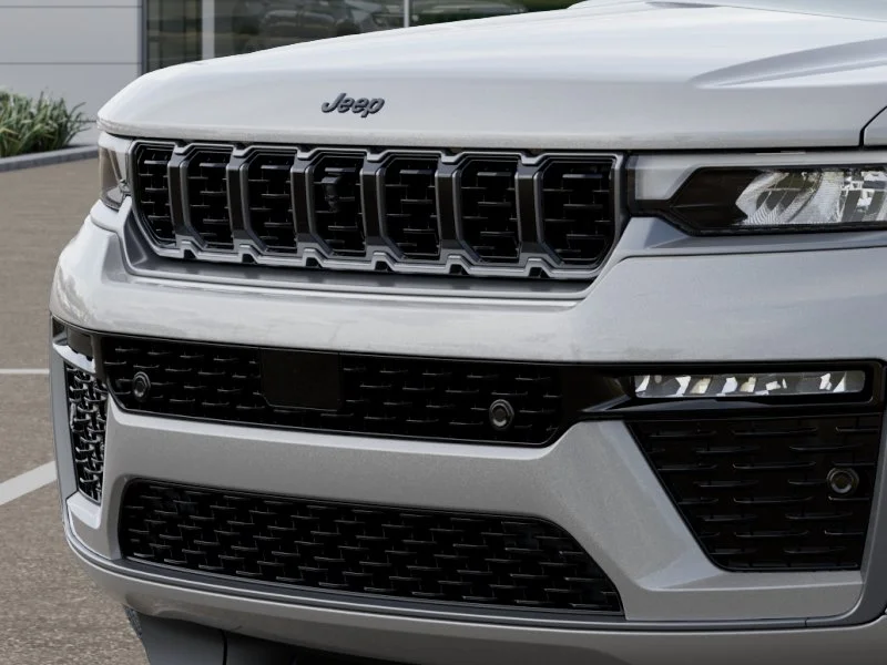 New 2026 Silver Zynith Exterior Paint Jeep Summit image 37