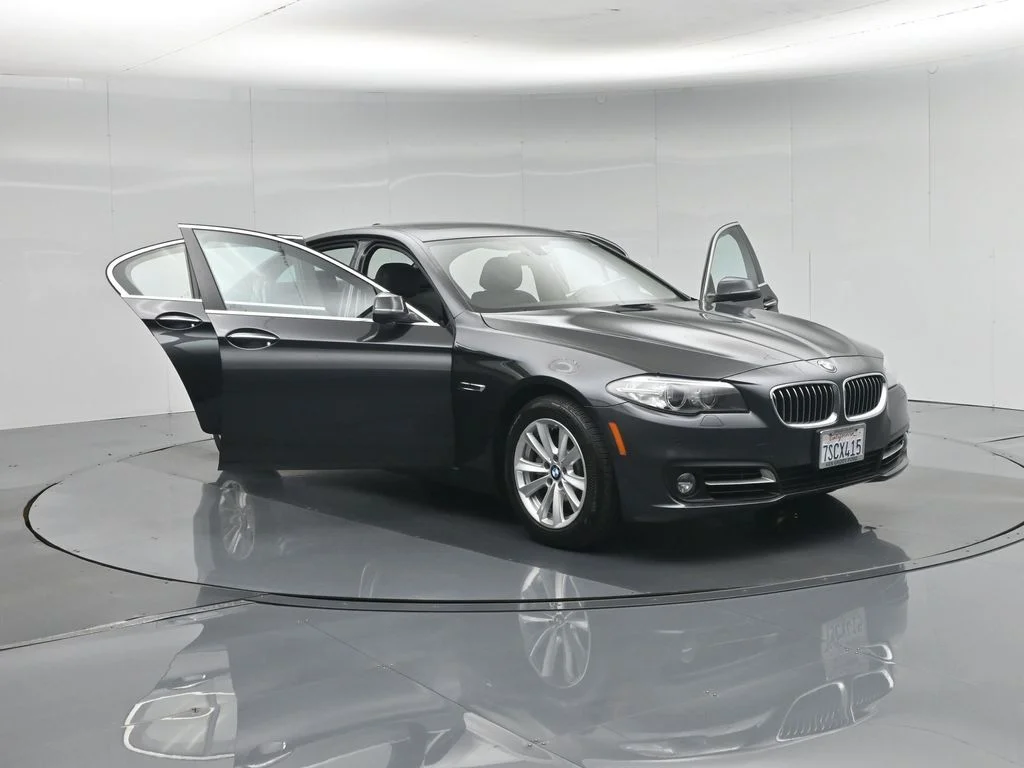 Used 2016 Gray BMW 528i image 34