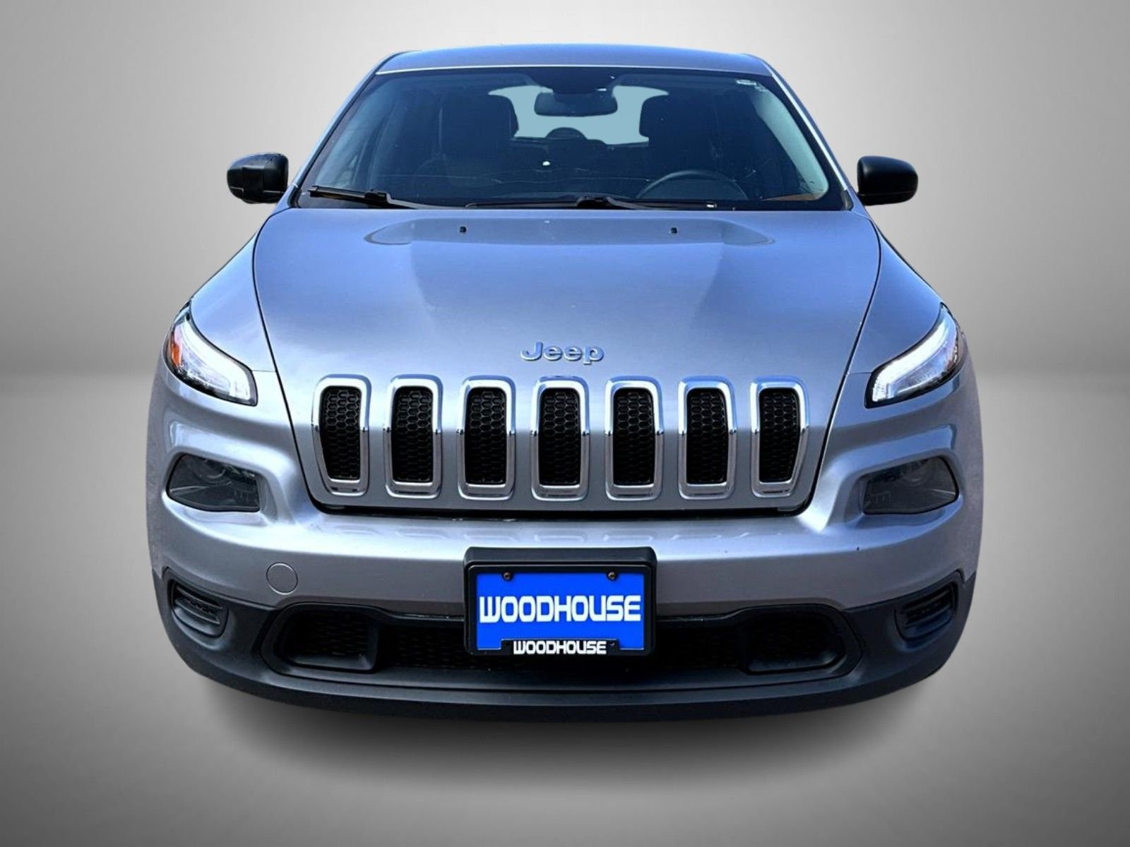 Used 2015 Jeep Cherokee Sport with VIN 1C4PJMAB0FW594629 for sale in Sioux City, IA