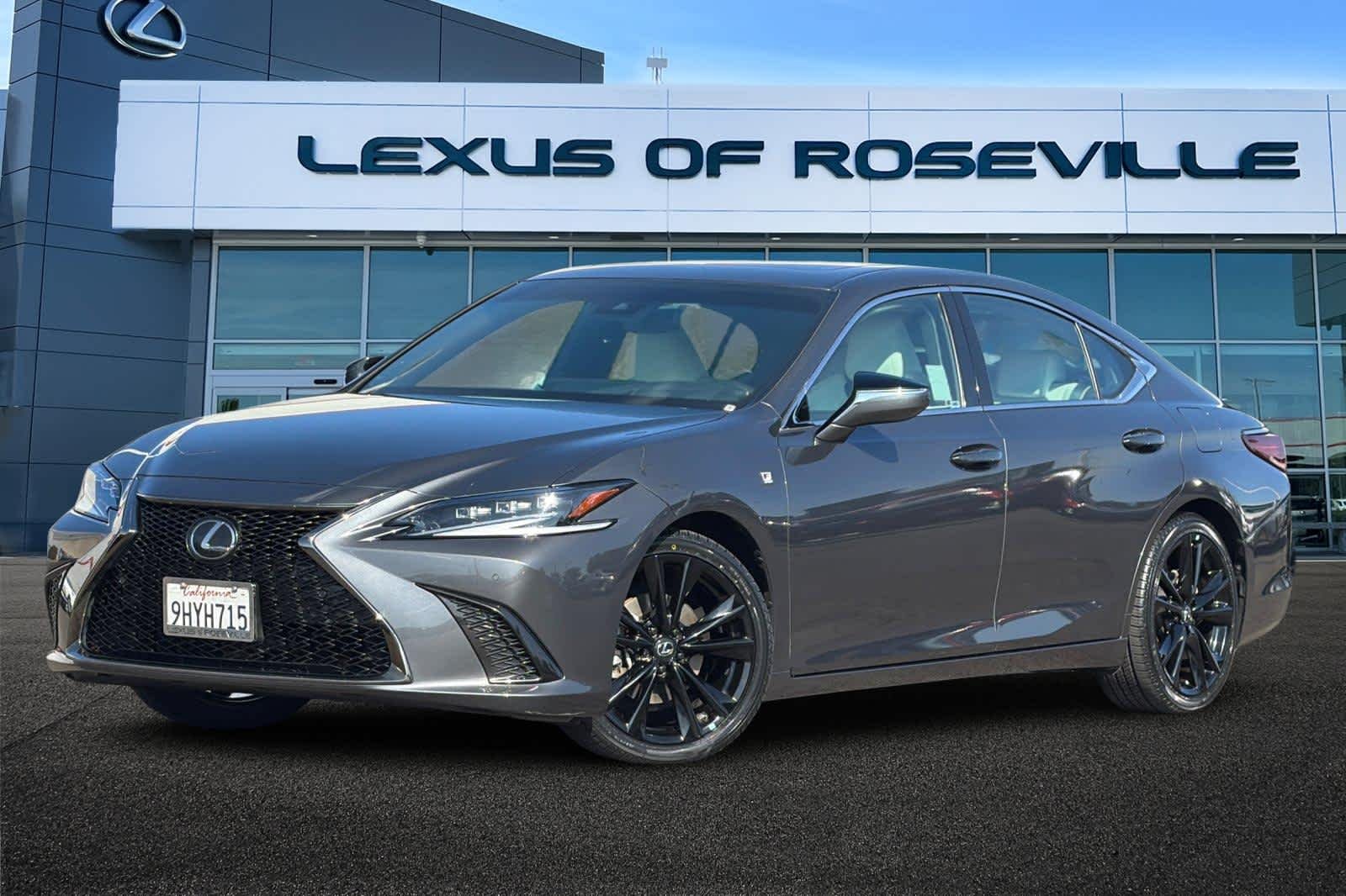 2023 Lexus ES 300h F SPORT Handling
