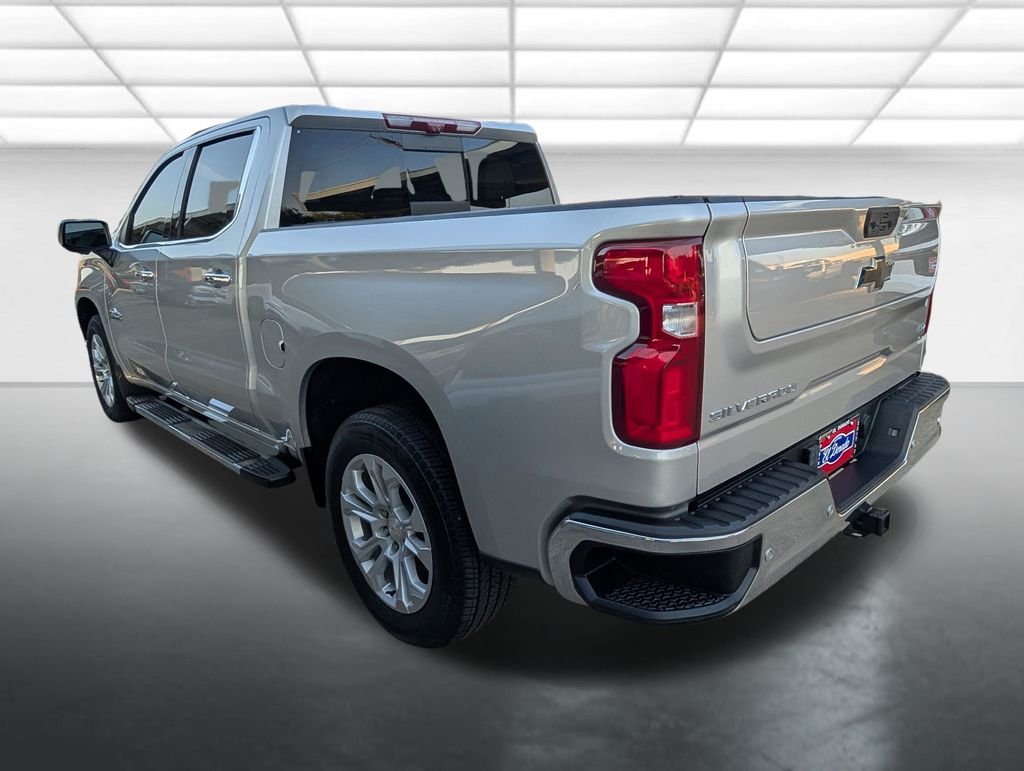 Used 2022 Silver Chevrolet LTZ image 2