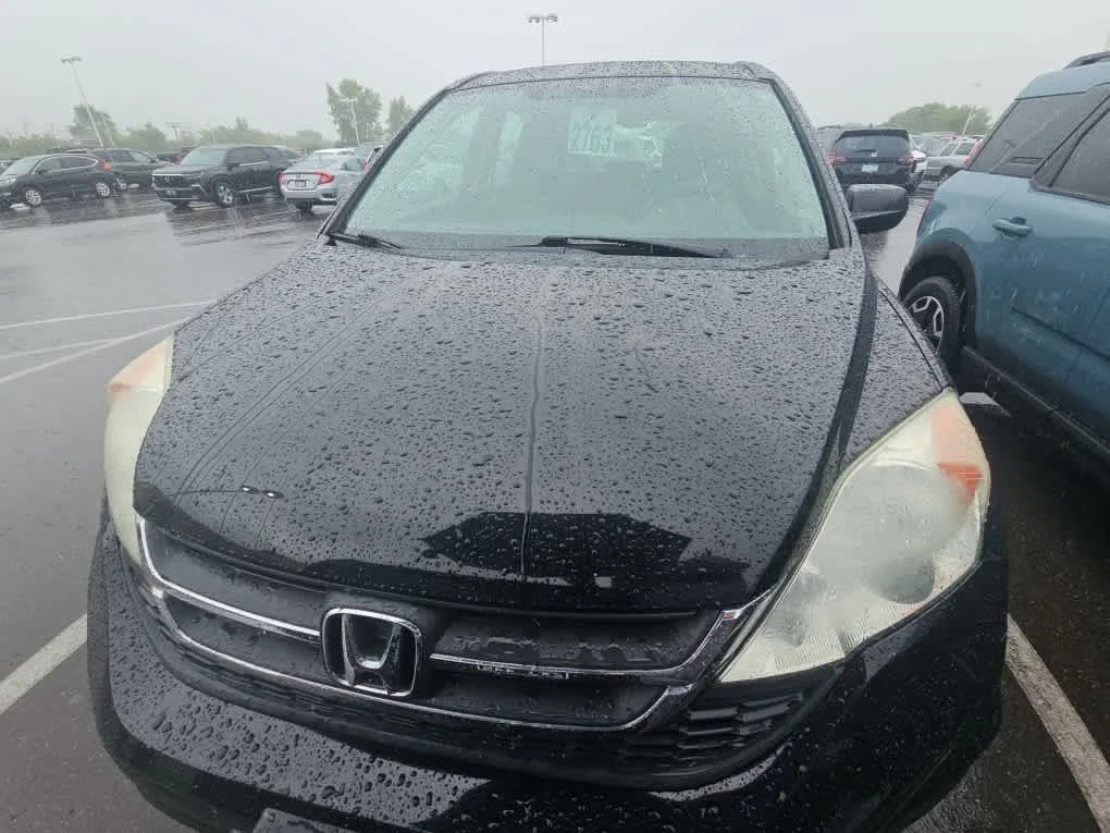 Used 2011 Crystal Black Pearl Honda LX image 2