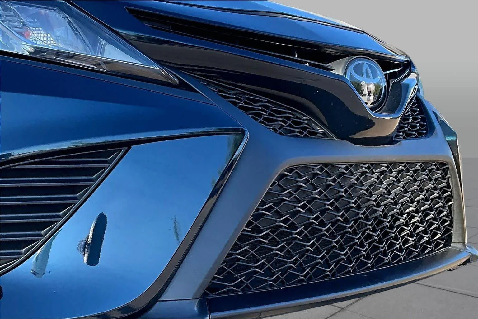 Used 2019 Galactic Aqua Mica Toyota SE image 26