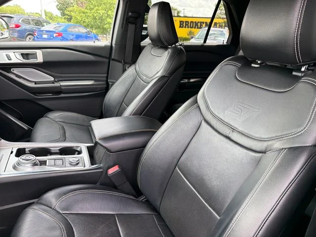 Used 2020 Silver Ford ST image 17