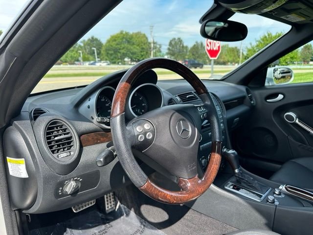 Used 2007 Gray Mercedes-Benz SLK 280 image 15