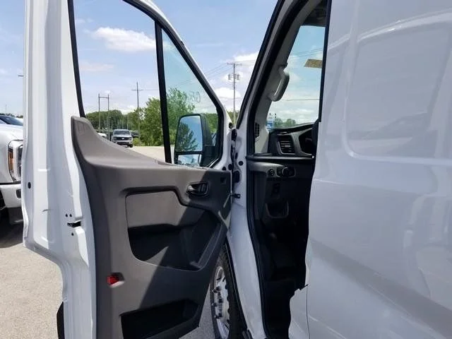 New 2026 Oxford White Ford Cargo Van image 15