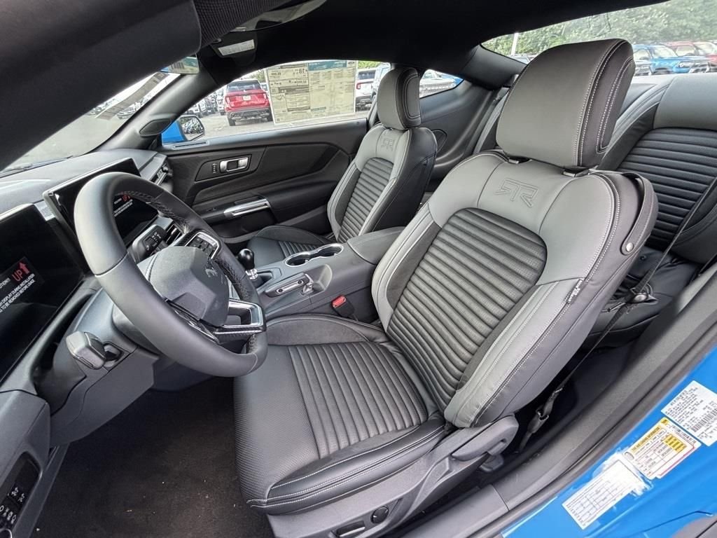 2025 Ford Mustang GT Fastback - Photo 29