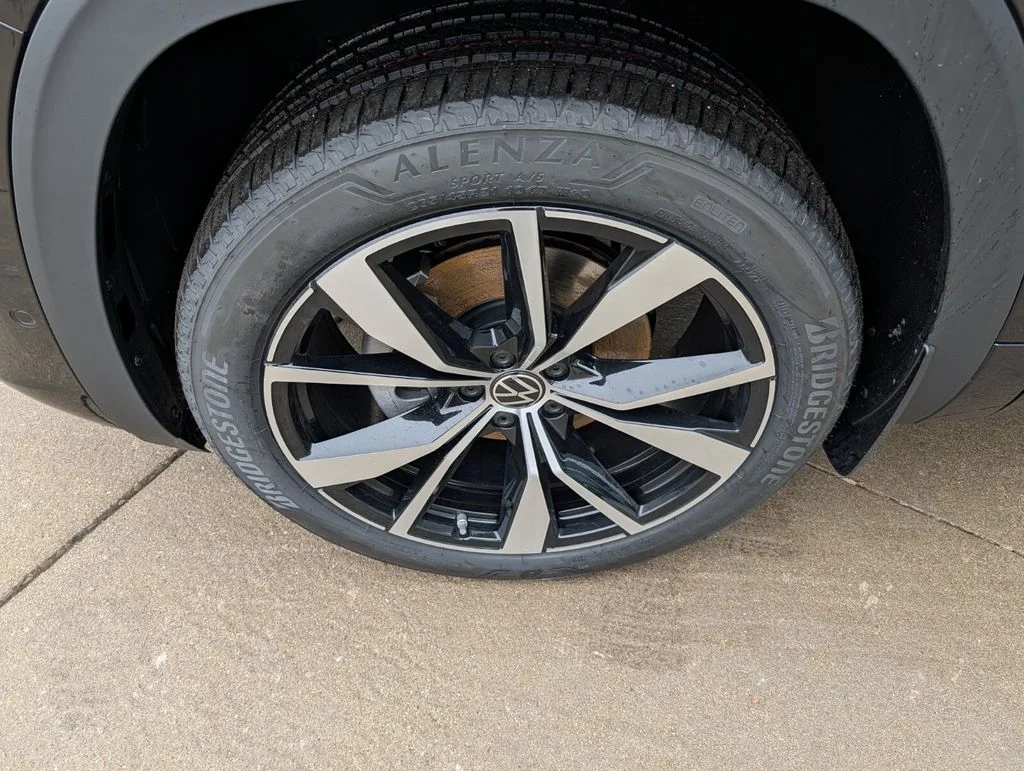 New 2026 Black Volkswagen 2.0T SEL Premium R-Line image 11
