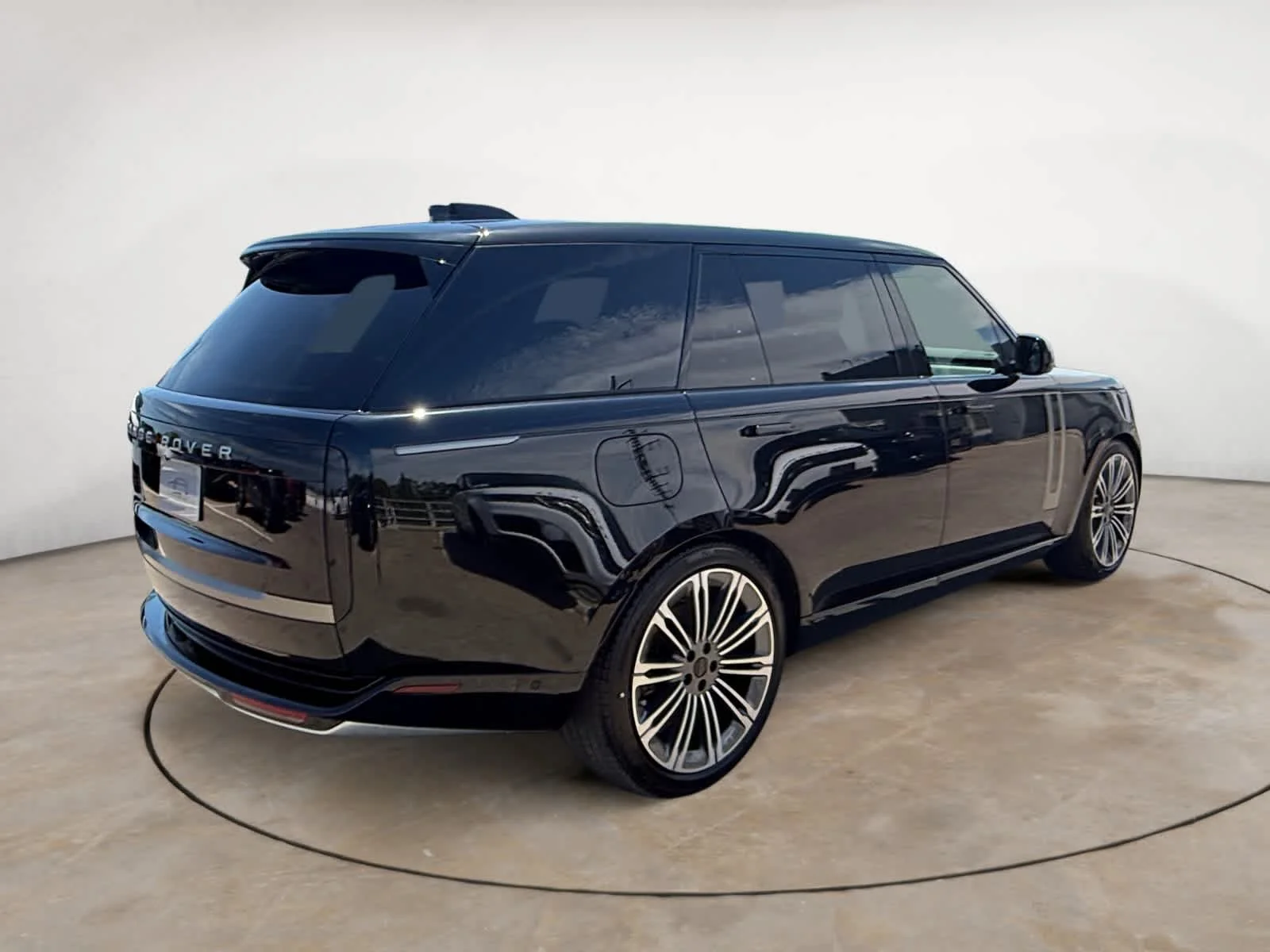 New 2026 Santorini Black Land Rover P530 LWB 7 Seat image 5