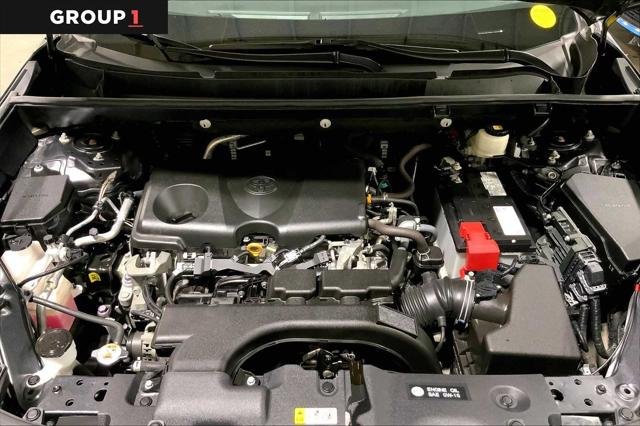 Certified Used 2021 MAGNETIC GRAY MET. Toyota  image 32