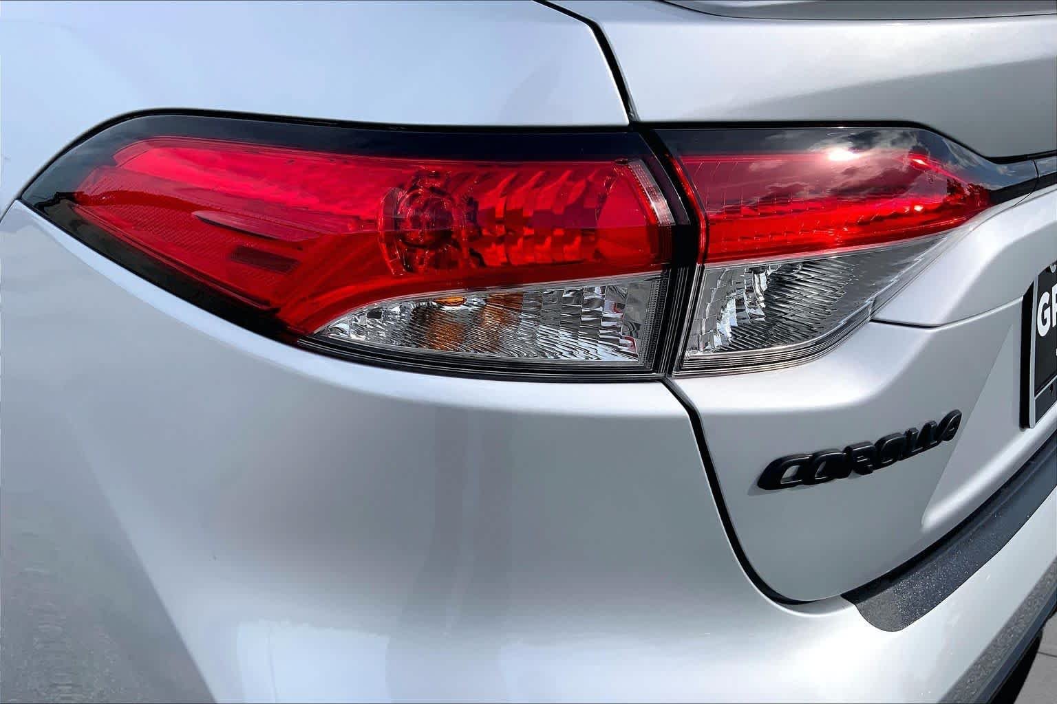 Used 2026 Classic Silver Metallic Toyota SE image 28