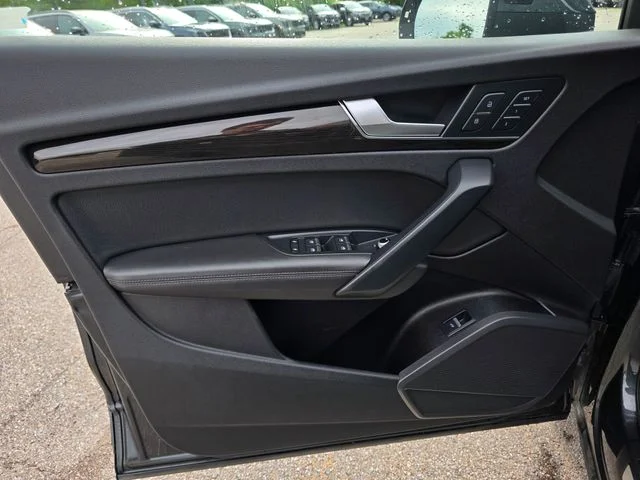 Used 2019 Gray Metallic Audi 2.0T Premium Plus image 27