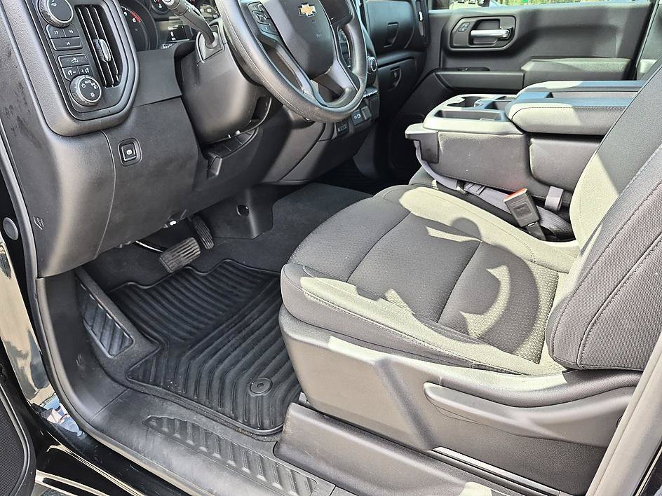 Used 2025 Black Chevrolet Custom image 14