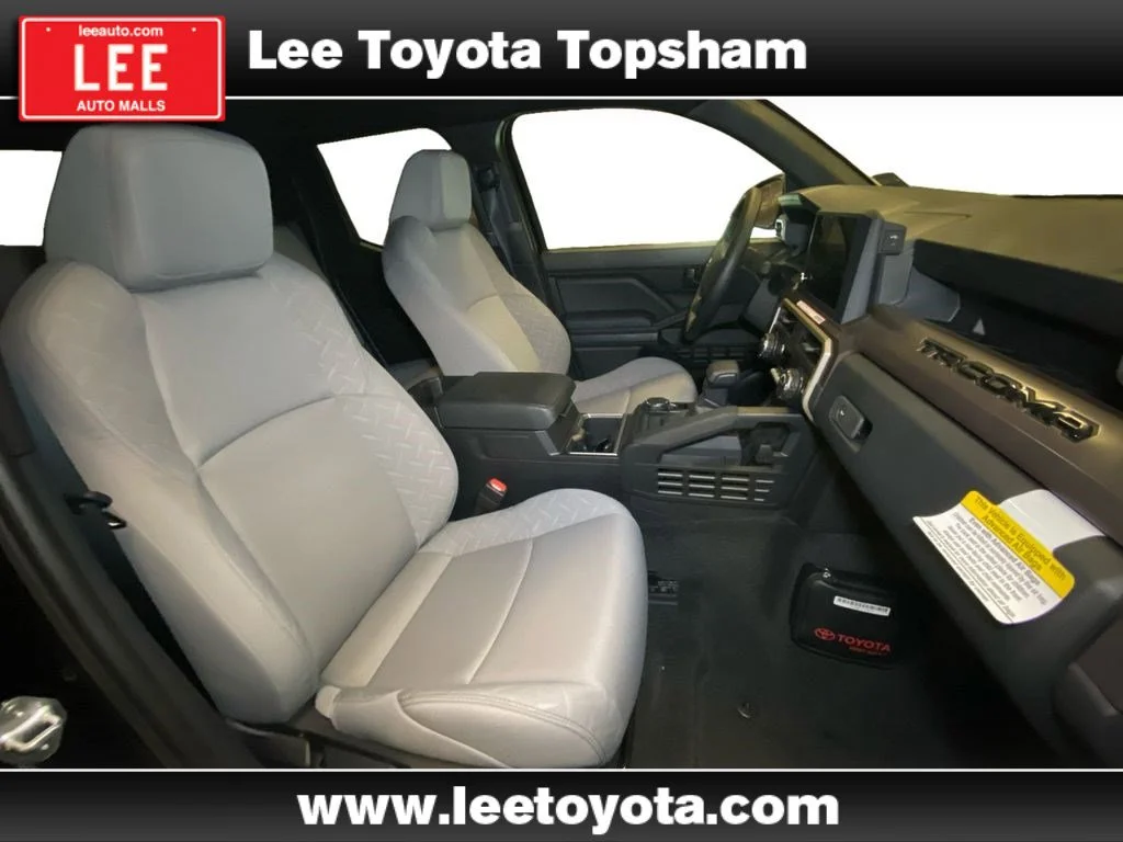 Used 2025 Black Toyota SR5 image 15