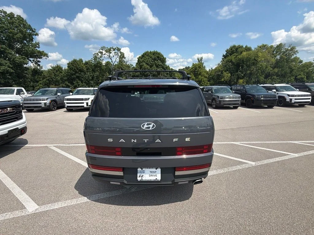 New 2026 Ecotronic Gray Hyundai Limited image 4