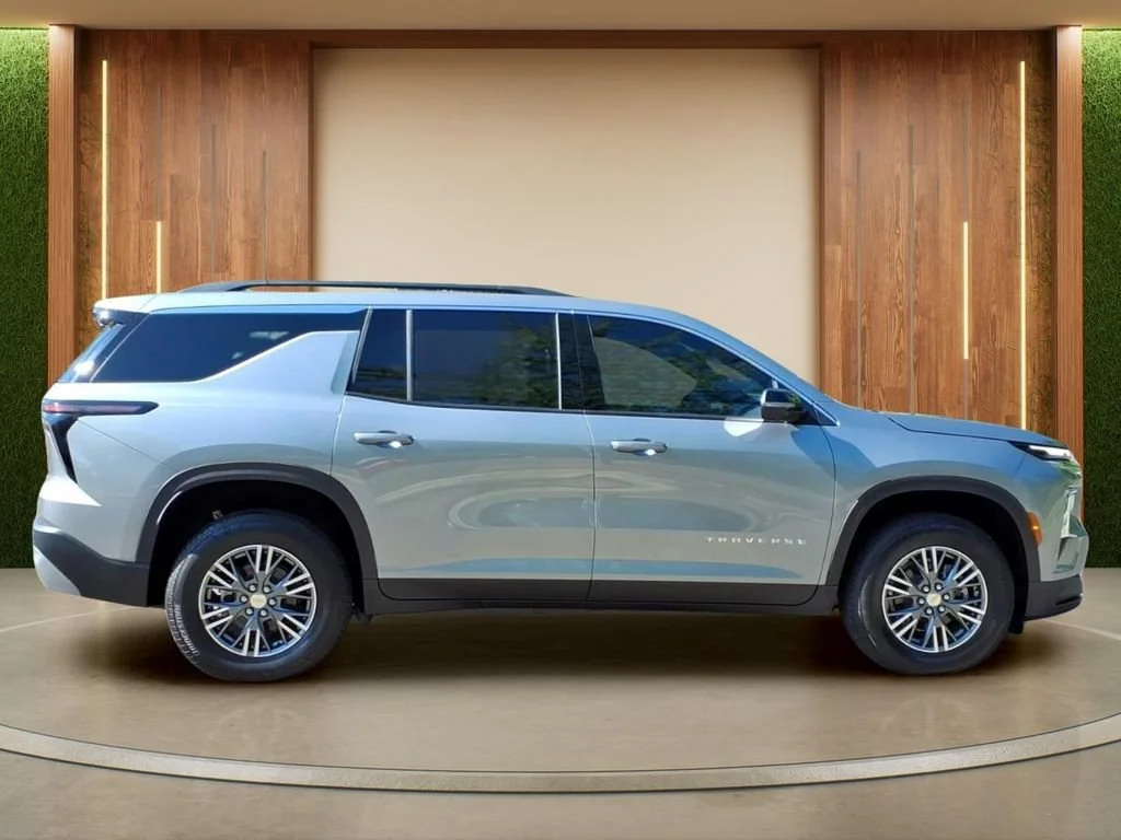2026 Chevrolet Traverse LT - Photo 34