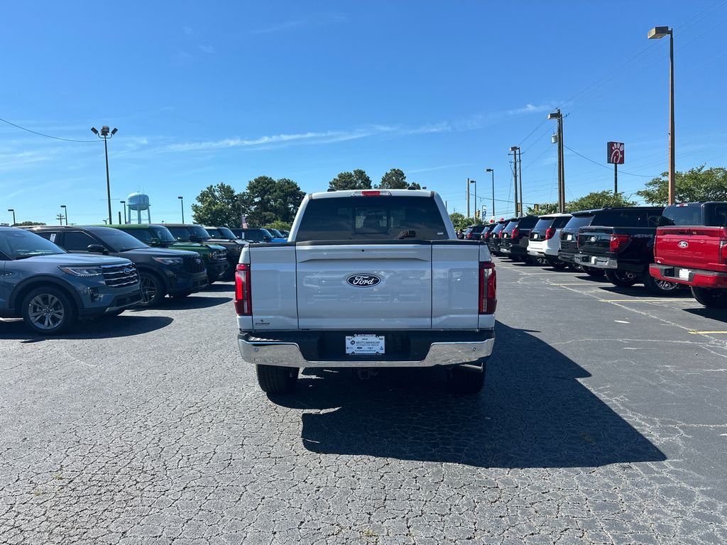 New 2025 White Ford Lariat image 6
