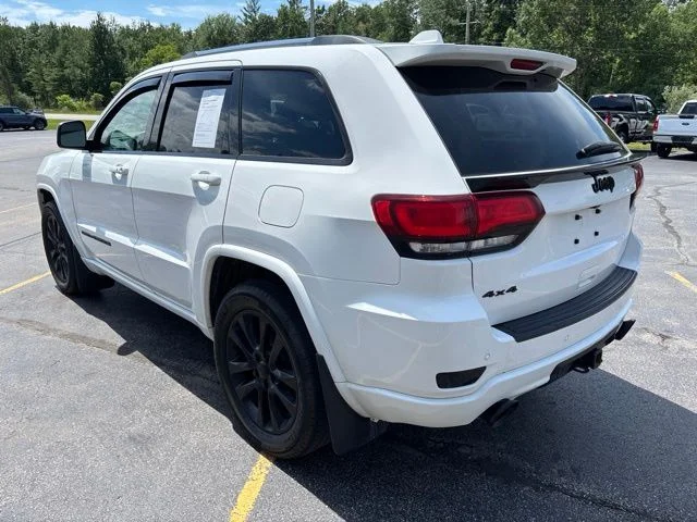 Used 2019 Bright White Clearcoat Jeep Altitude image 5