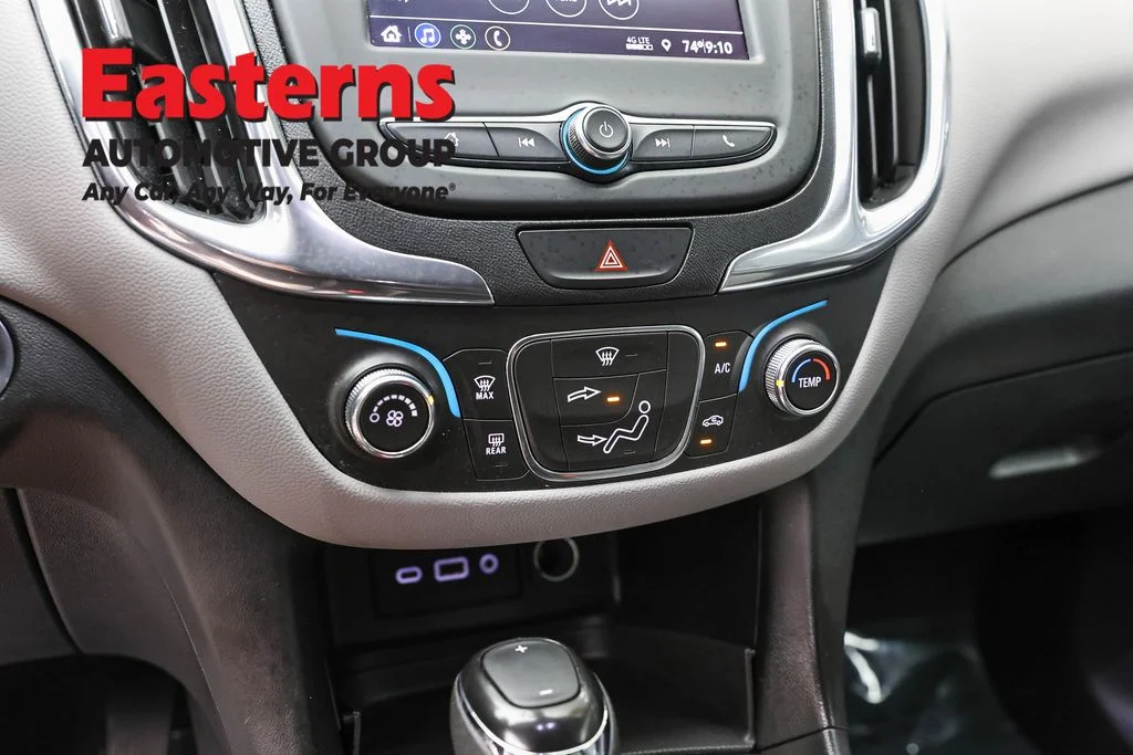 Used 2021 White Chevrolet LT image 19