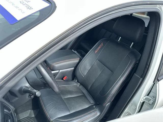 Used 2023 White Nissan PRO-4X image 12