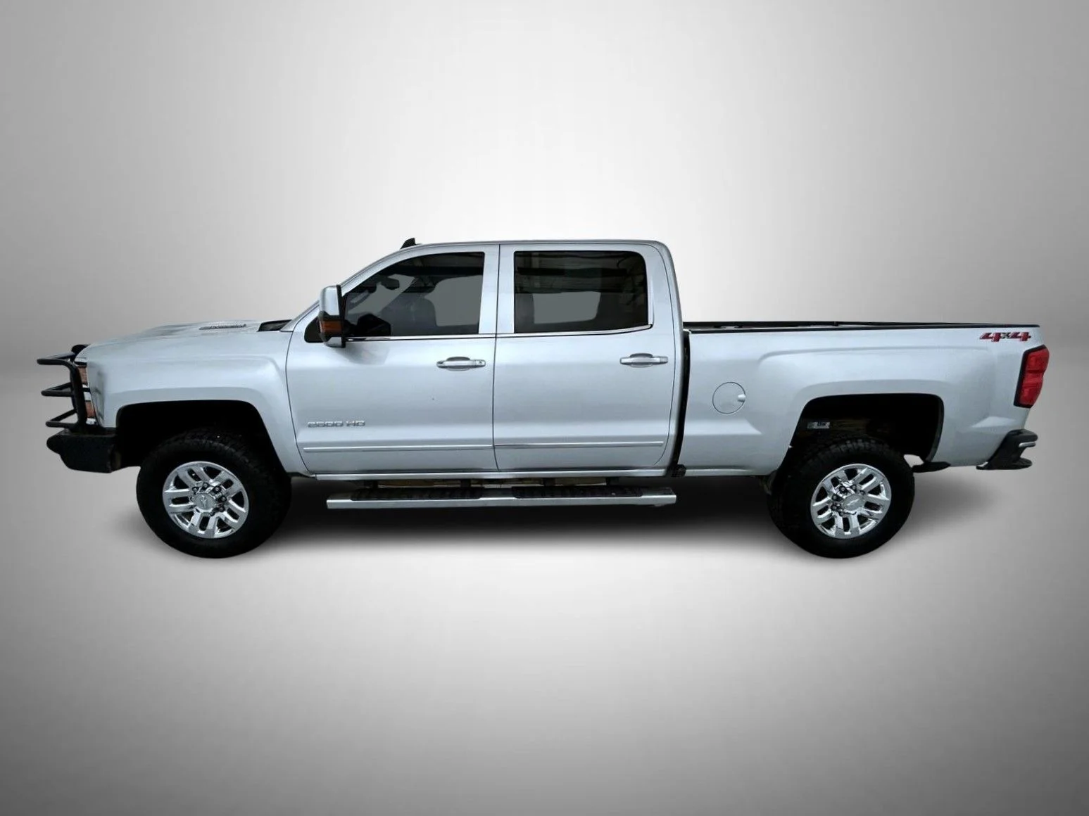 Used 2019 Silver Chevrolet LTZ image 8