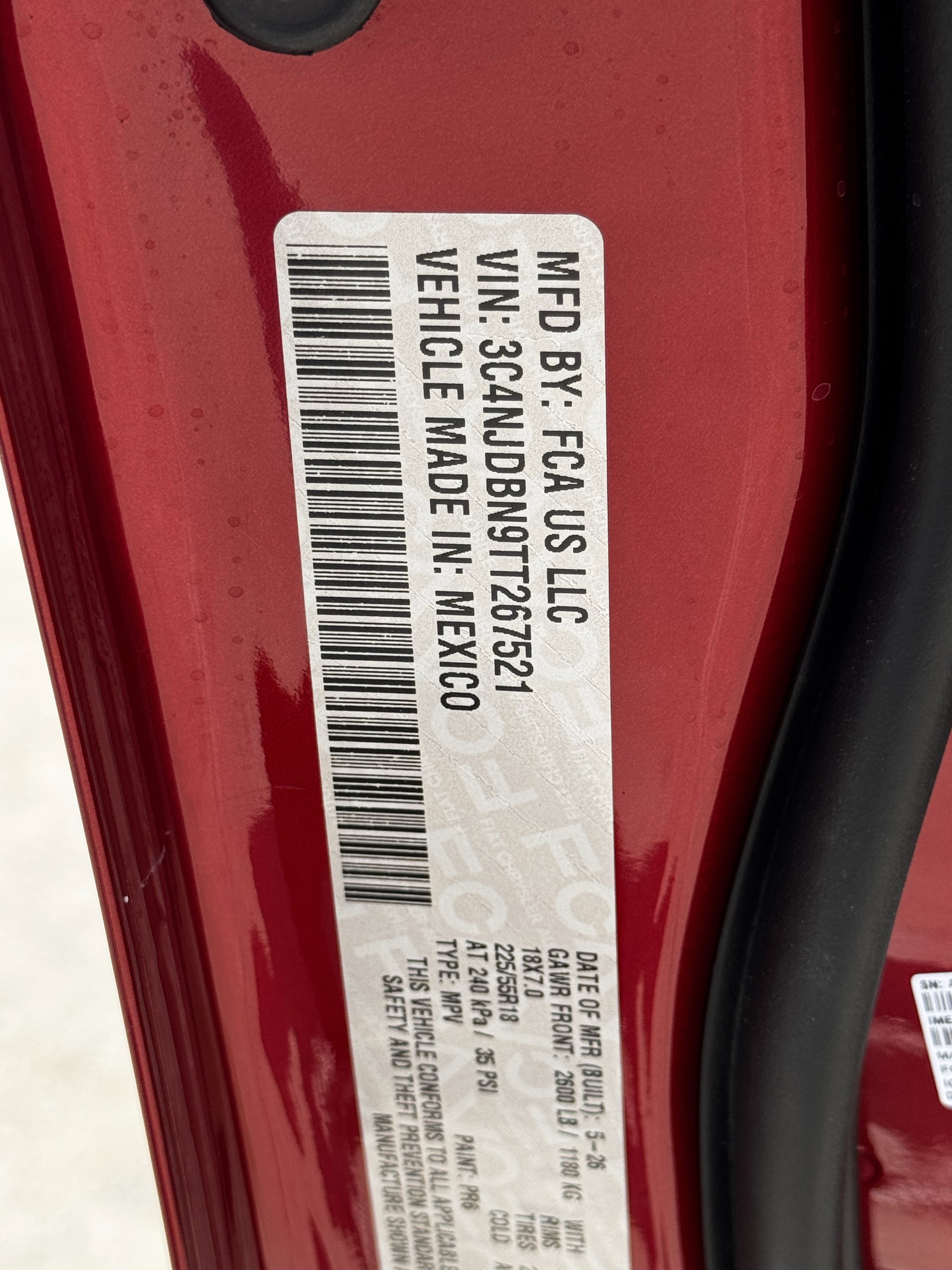 New 2026 Red Hot Pearl-Coat Exterior Paint Jeep Latitude Altitude image 20