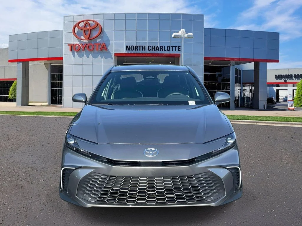 New 2026 Heavy Metal Toyota SE image 3