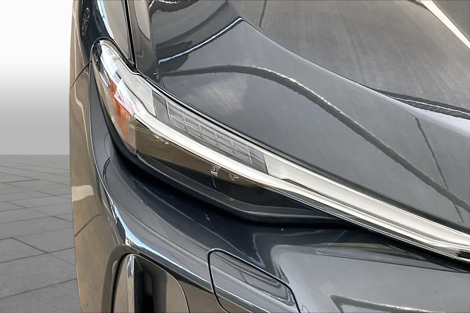 Used 2025 Tambora Gray Metallic Audi Premium Plus image 28