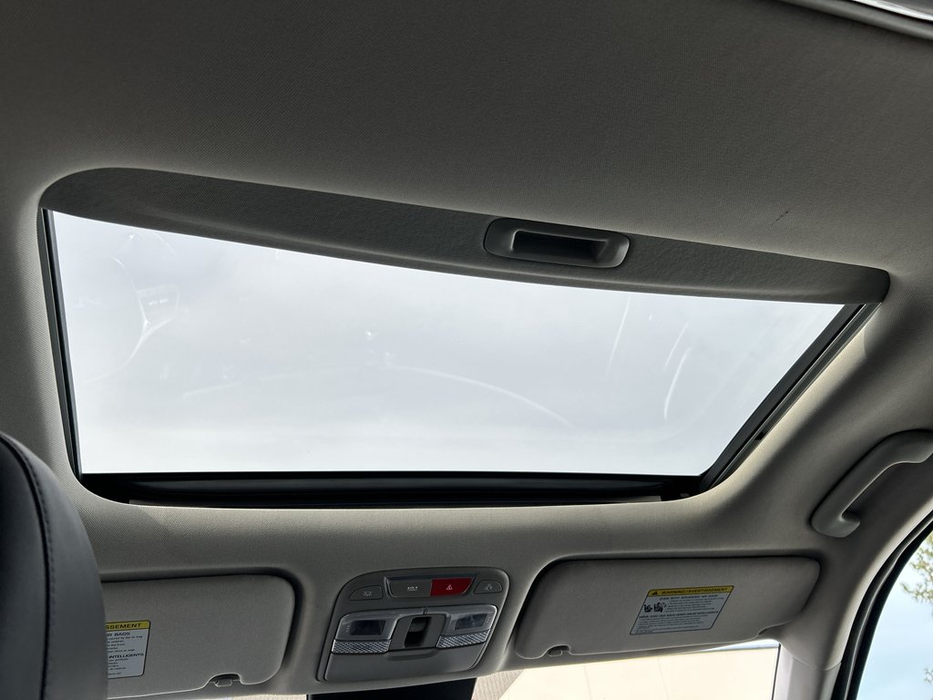 2025 Kia Telluride S - Photo 17
