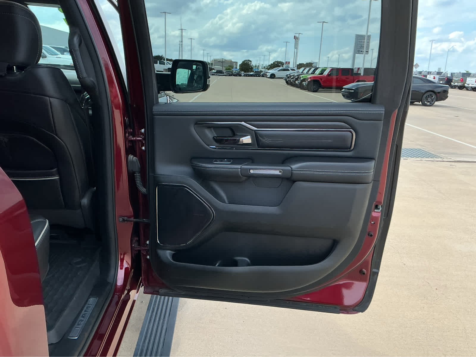 Used 2022 Delmonico Red Pearlcoat Ram Limited image 22