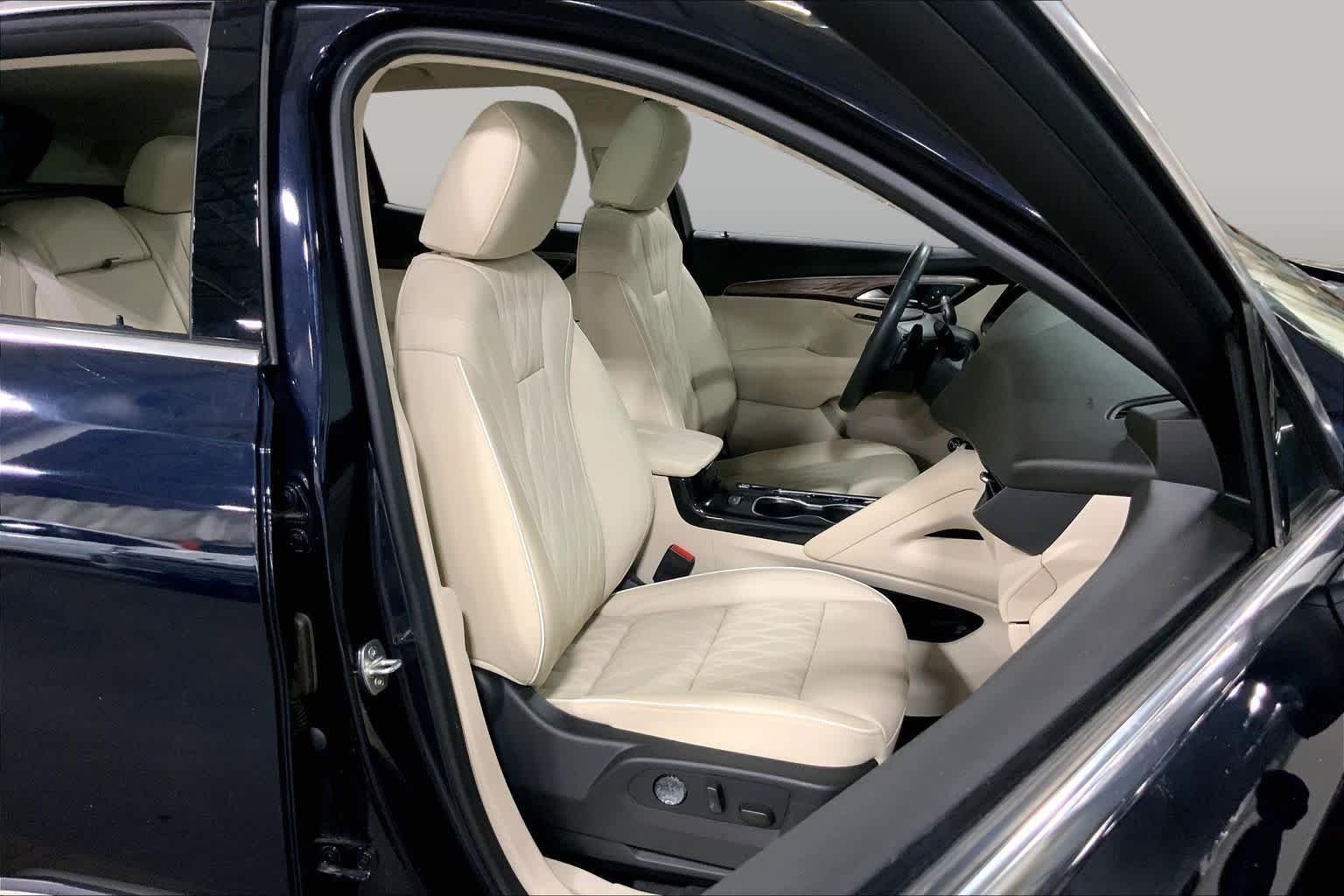 Used 2021 Dark Moon Blue Metallic Buick Avenir image 9