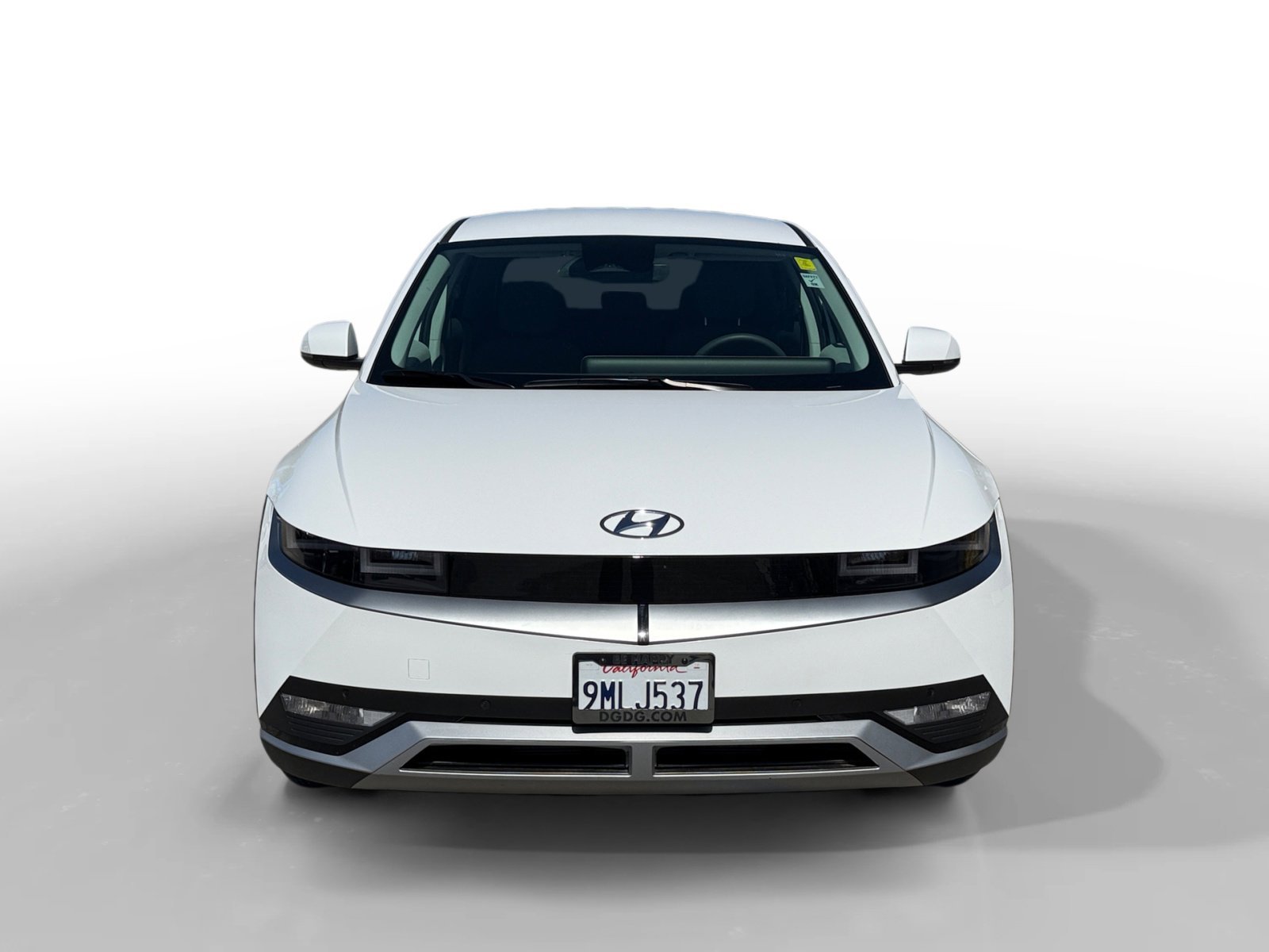 Certified Used 2024 Atlas White Hyundai SEL image 8