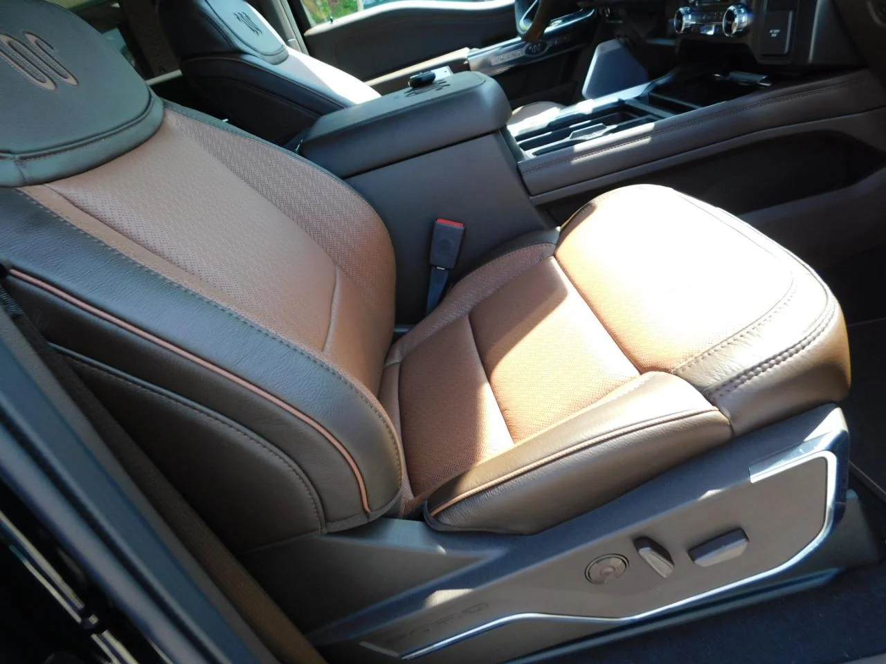 2025 Ford F-350 Super Duty King Ranch - Photo 28