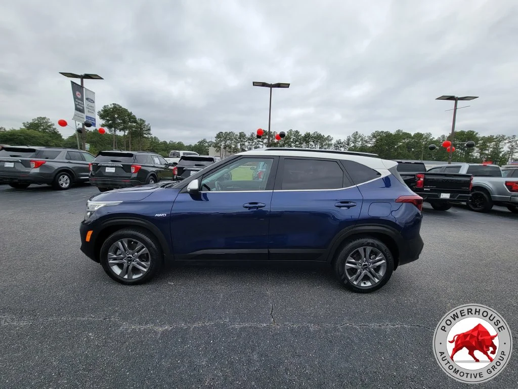 Used 2022 Blue Kia S image 2