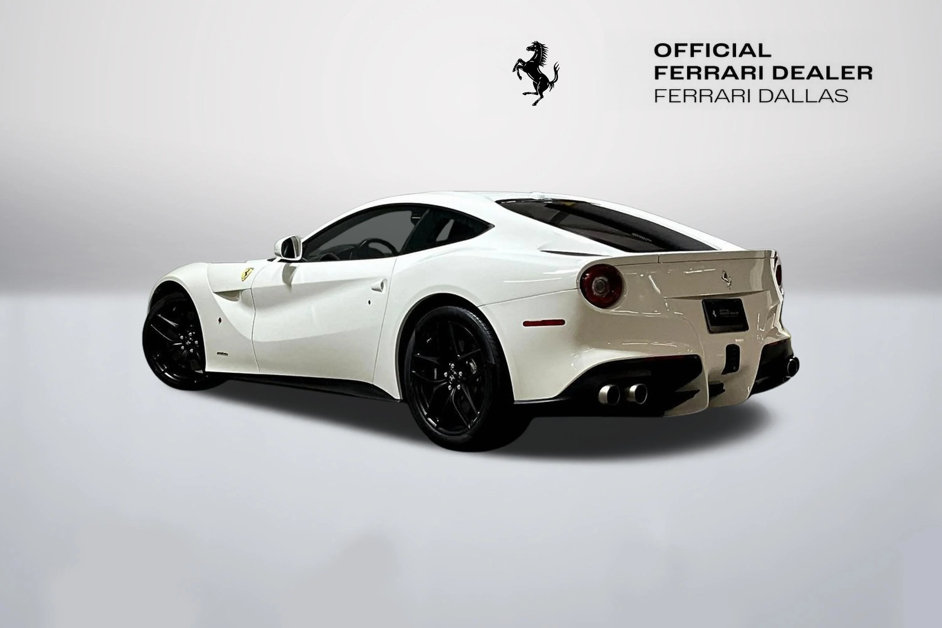 Used 2016 Bianco Avus Ferrari Berlinetta image 5