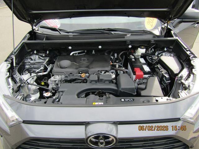 Certified Used 2023 MAGNETIC GRAY MET. Toyota  image 31
