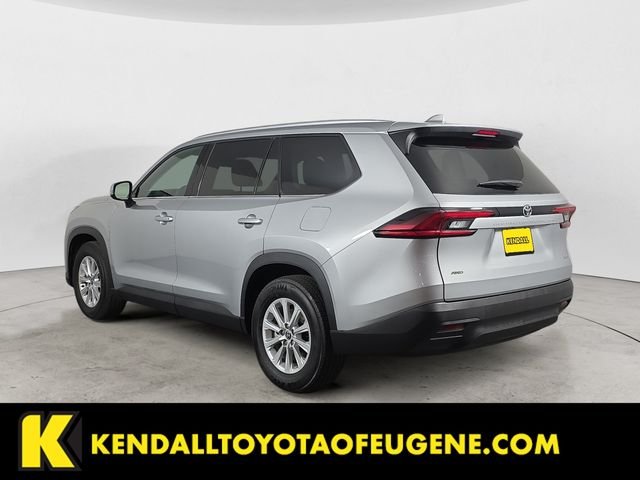 Used 2025 Silver Toyota XLE image 3