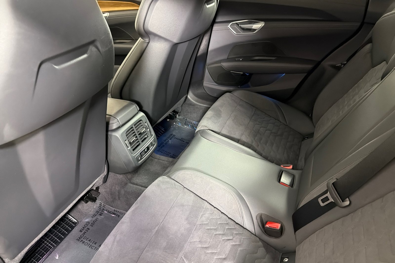 Used 2023 Daytona Gray Pearl Effect Audi Premium Plus quattro image 11