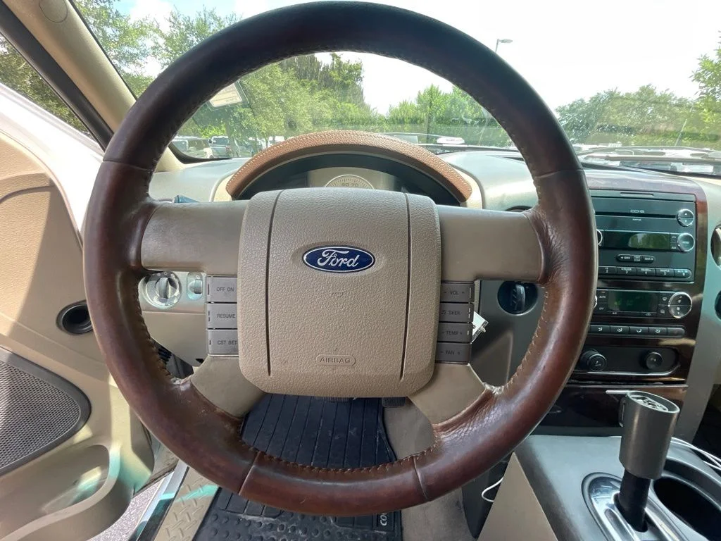 Used 2008 White Ford King Ranch image 12