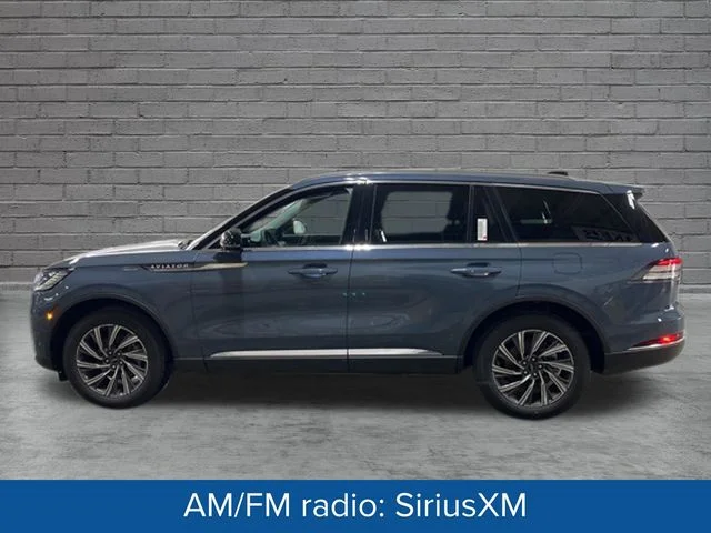 New 2026 Whisper Blue Metallic Clearcoat Lincoln Premiere® image 6