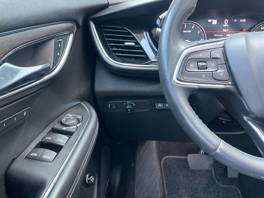 Used 2022 White Buick Avenir image 13