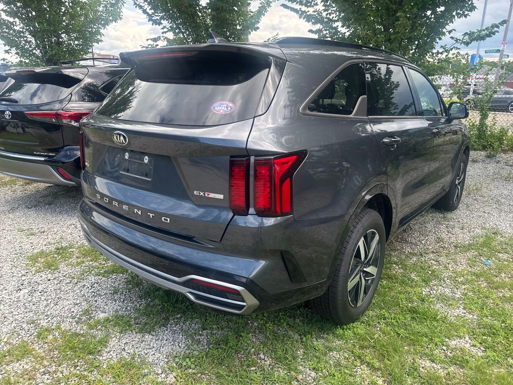 Used 2021 Gray Kia EX image 8