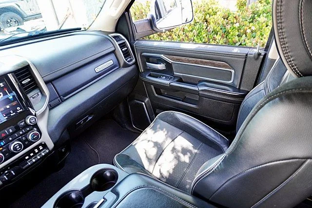 Used 2021 White Ram Laramie image 22