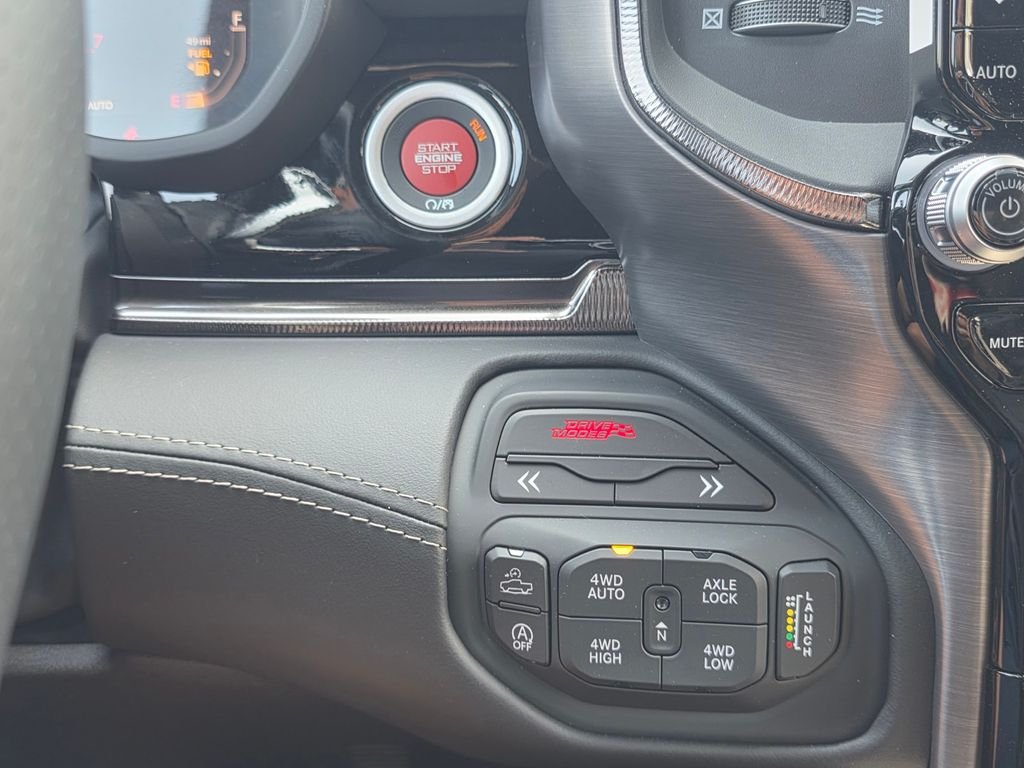 New 2026 Reign Exterior Paint Jeep Sahara image 40
