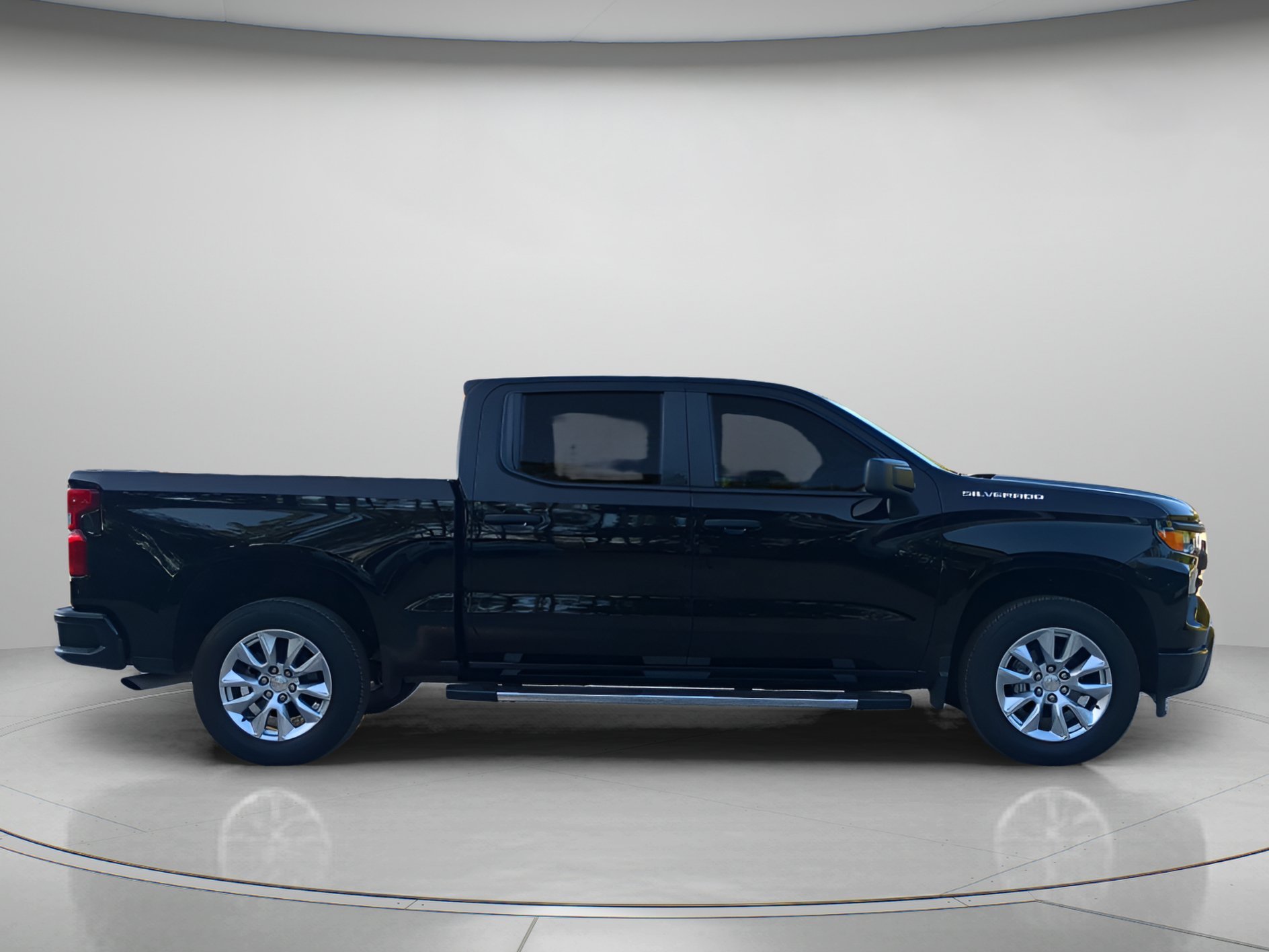 Used 2024 Black Chevrolet Custom Crew Cab Pickup image 38