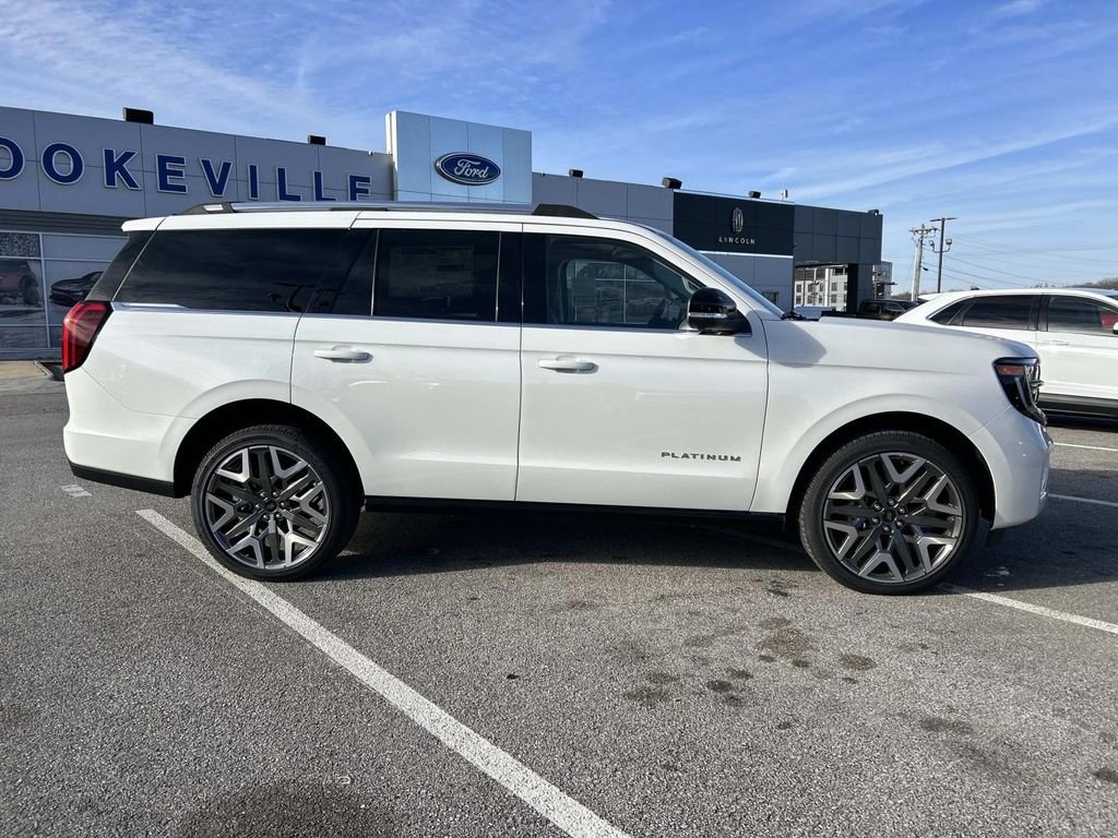 New 2026 Star White Metallic Tri-Coat Ford Platinum® image 3