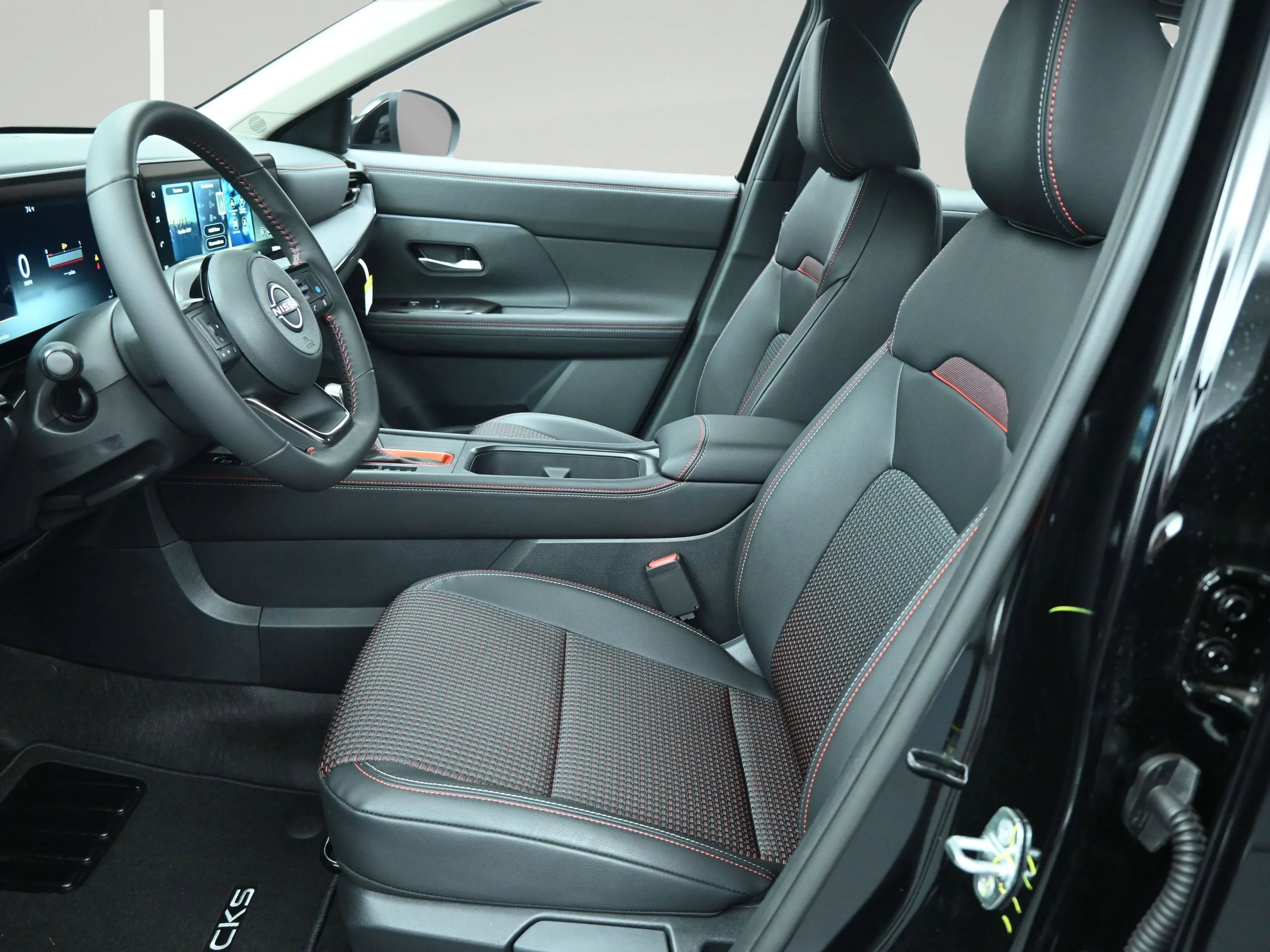 New 2026 Super Black Nissan SR image 9
