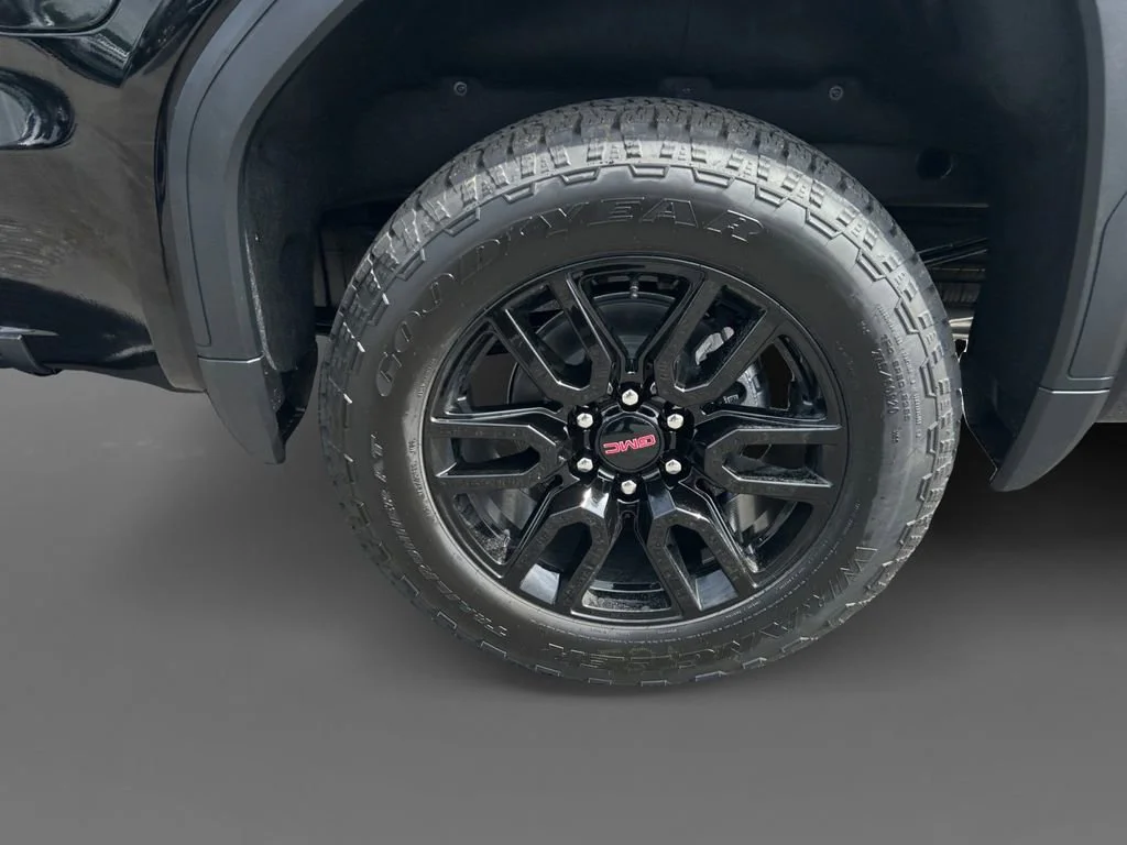New 2026 Onyx Black GMC Elevation image 8