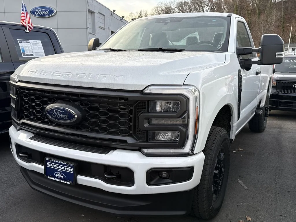 New 2025 White Ford XL image 3